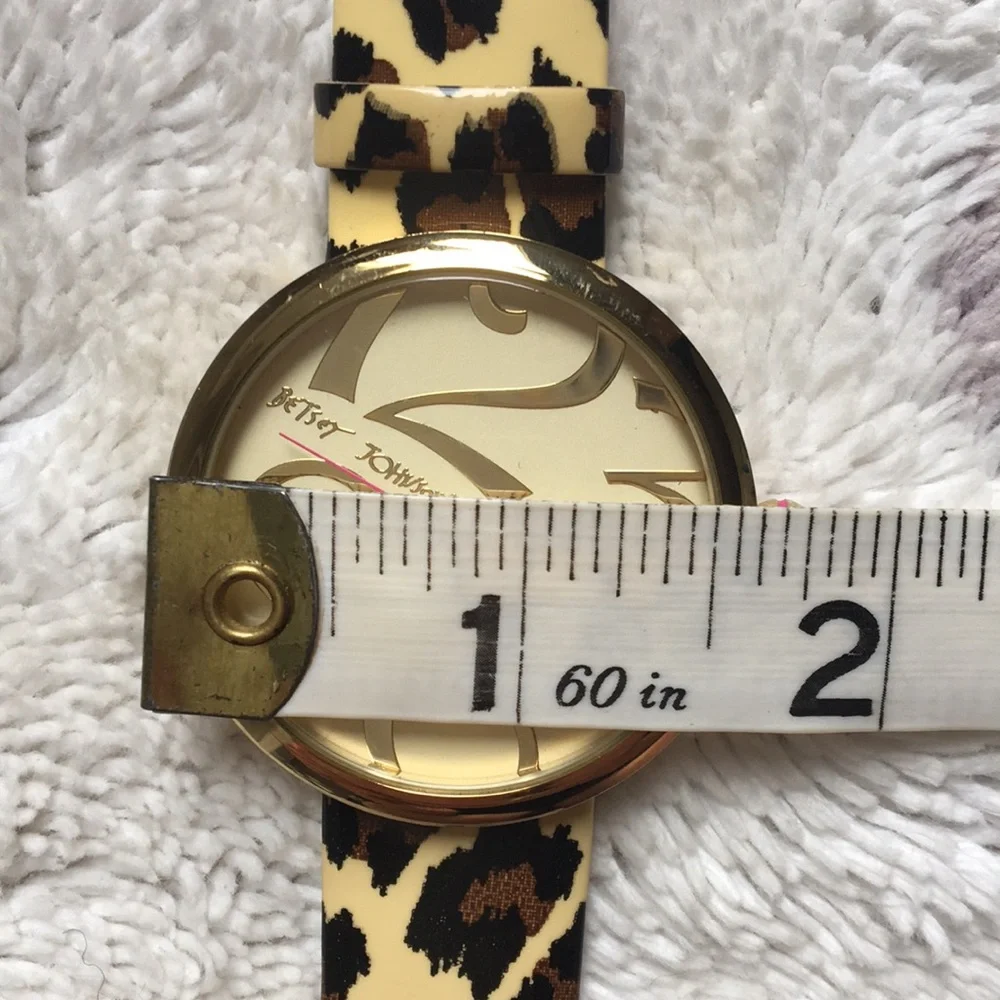 🐆Betsey Johnson EUC Large Floating Numbers Watch Animal Print🐆